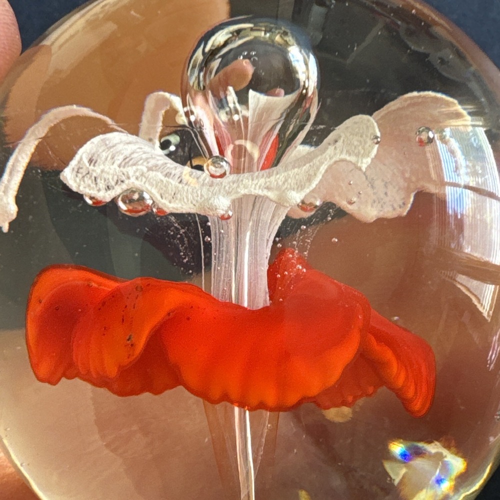 Vintage Art Glass Paperweight Tropical Orange White Flower Controlled Bubble - Picture 8 of 9
